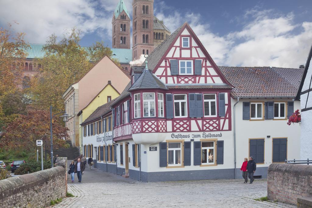 Gasthaus Zum Halbmond Ξενοδοχείο Σπάιερ Εξωτερικό φωτογραφία